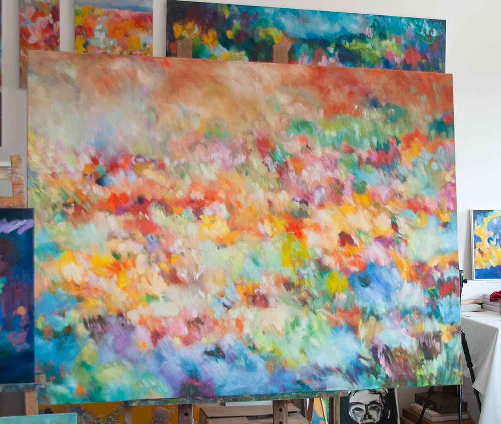 Blick auf eine aktuelle Arbeit von Alexandra Seils in ihrem Atelier.